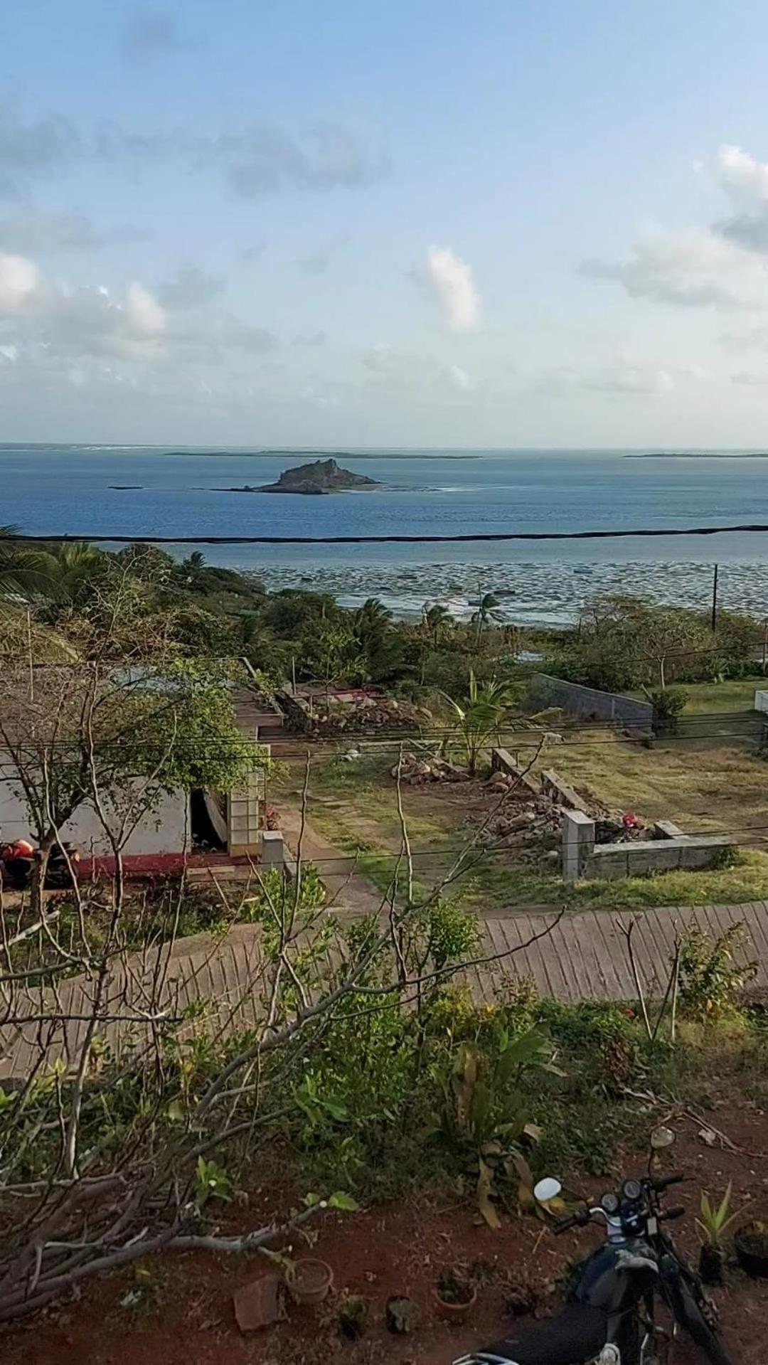 Ocean Viewpoint Lodge Port Mathurin Exterior foto